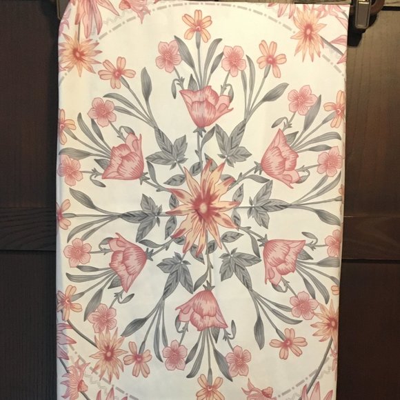 Boho Mandala- inspired Wall Tapestry - Picture 4 of 4